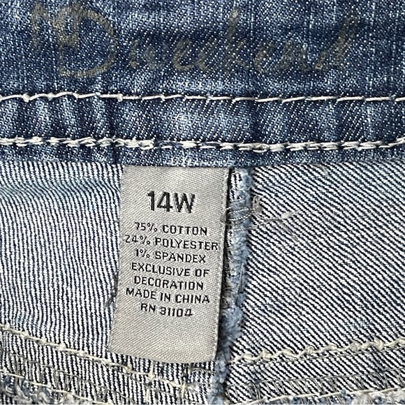 WOMEN’S VINTAGE Capri Jeans with Embellished Pockets, 14W - Picture 8 of 10